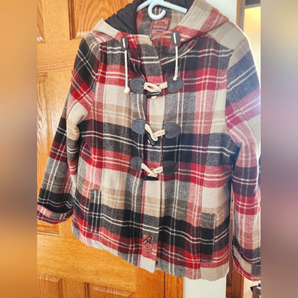 Legendary Whitetail Woman's Jacket Size Large